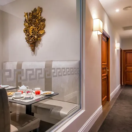 Tridente Affittacamere 4*